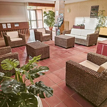 Famille Ou Amis - Piscine, Terrasse, à 5 Min, Parking Gratuit